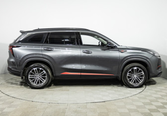 Подержанный автомобиль Changan CS75PLUS 2023 года (4 фото)