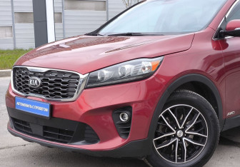 Подержанный автомобиль Kia Sorento 2019 года (8 фото)