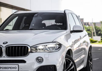 Подержанный автомобиль BMW X5 2017 года (2 фото)