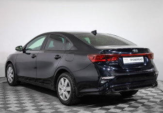 Подержанный автомобиль Kia Cerato Sedan 2020 года (7 фото)
