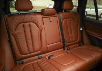 Подержанный автомобиль BMW X5 2019 года (34 фото)