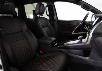 Подержанный автомобиль Mitsubishi Montero Sport 2022 года (10 фото)