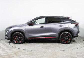 Подержанный автомобиль Omoda C5 2022 года (8 фото)