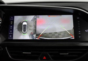 Подержанный автомобиль Geely Tugella 2022 года (21 фото)