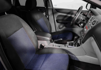 Подержанный автомобиль Ford Focus Sedan 2008 года (17 фото)