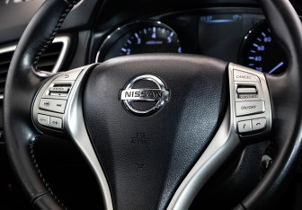 Подержанный автомобиль Nissan Qashqai 2017 года (11 фото)