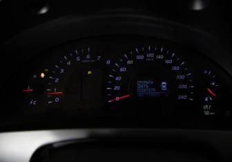 Подержанный автомобиль Toyota Camry Sedan 2010 года (15 фото)