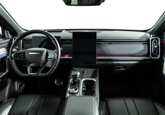 Подержанный автомобиль Jaecoo J7 2024 года (13 фото)