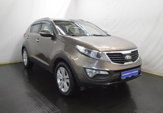 Подержанный автомобиль Kia Sportage 2013 года (3 фото)