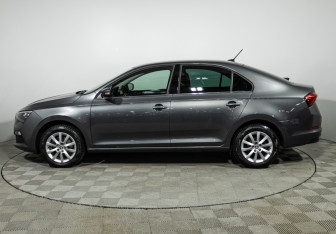 Подержанный автомобиль Skoda Rapid Liftback 2020 года (8 фото)