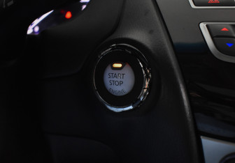 Подержанный автомобиль Infiniti JX 2013 года (18 фото)