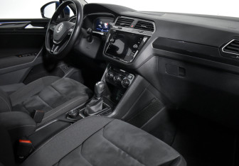 Подержанный автомобиль Volkswagen Tiguan 2020 года (14 фото)