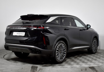 Подержанный автомобиль Exeed RX 2023 года (5 фото)