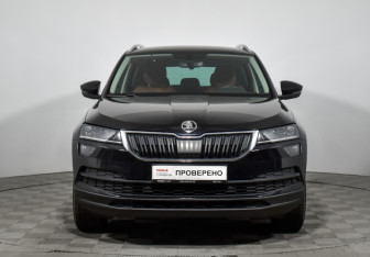 Подержанный автомобиль Skoda Karoq 2020 года (2 фото)