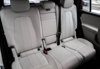 Подержанный автомобиль Mercedes-Benz GLB 2021 года (27 фото)