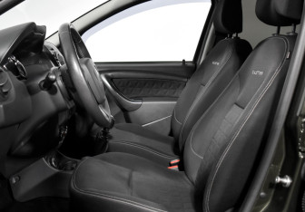 Подержанный автомобиль Renault Duster 2016 года (10 фото)