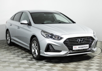 Подержанный автомобиль Hyundai Sonata 2018 года (3 фото)