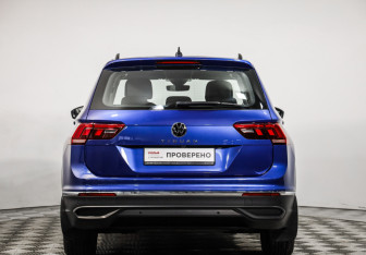 Подержанный автомобиль Volkswagen Tiguan 2021 года (6 фото)