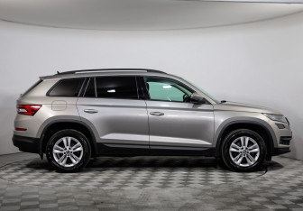 Подержанный автомобиль Skoda Kodiaq 2020 года (4 фото)