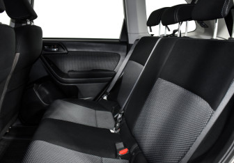 Подержанный автомобиль Subaru Forester Suv 2017 года (12 фото)