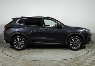 Подержанный автомобиль Exeed LX 2022 года (4 фото)