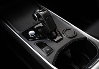 Подержанный автомобиль Haval H3 2024 года (15 фото)