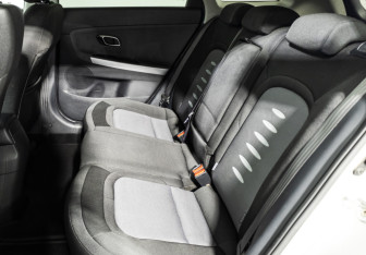 Подержанный автомобиль Kia Ceed Hatchback 2012 года (10 фото)