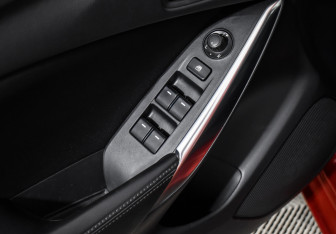 Подержанный автомобиль Mazda 6 Sedan 2013 года (10 фото)