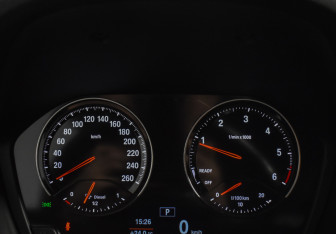 Подержанный автомобиль BMW X1 2018 года (17 фото)