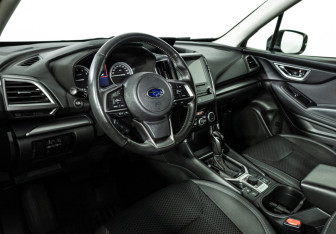 Подержанный автомобиль Subaru Forester Suv 2020 года (11 фото)