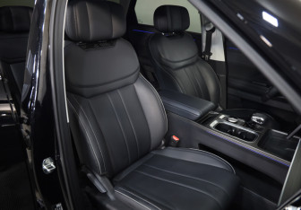 Подержанный автомобиль Jaecoo J7 2024 года (26 фото)