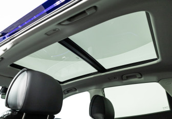 Подержанный автомобиль Hongqi HS5 2023 года (15 фото)