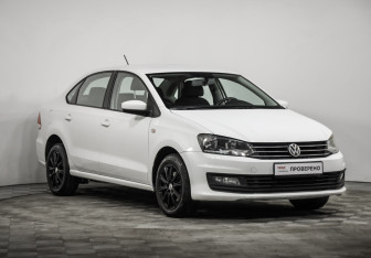 Подержанный автомобиль Volkswagen Polo Sedan 2017 года (3 фото)