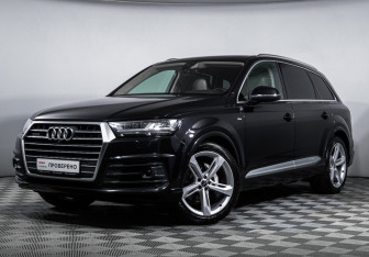 Подержанный автомобиль Audi Q7 2018 года (40 фото)