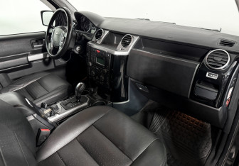 Подержанный автомобиль Land Rover Discovery 2008 года (14 фото)
