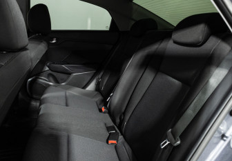 Подержанный автомобиль Hyundai Solaris Sedan 2021 года (10 фото)