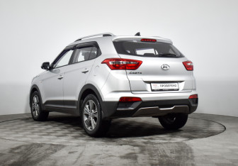 Подержанный автомобиль Hyundai Creta 2017 года (7 фото)