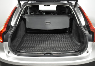 Подержанный автомобиль Volvo V90 Cross Country 2019 года (22 фото)