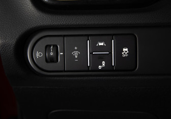 Подержанный автомобиль Kia Ceed Hatchback 2019 года (16 фото)