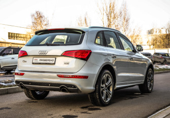 Подержанный автомобиль Audi Q5 2015 года (5 фото)