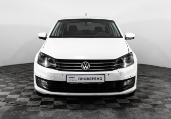 Подержанный автомобиль Volkswagen Polo Sedan 2016 года (2 фото)