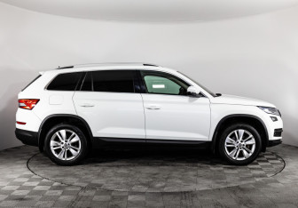 Подержанный автомобиль Skoda Kodiaq 2018 года (4 фото)