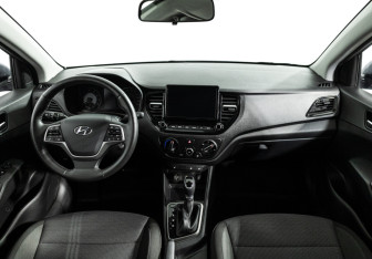 Подержанный автомобиль Hyundai Solaris Sedan 2020 года (13 фото)
