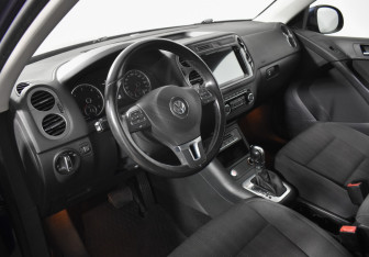 Подержанный автомобиль Volkswagen Tiguan 2013 года (9 фото)