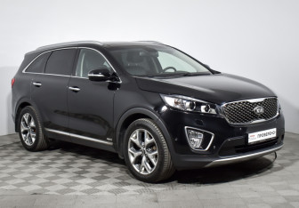 Подержанный автомобиль Kia Sorento 2016 года (3 фото)