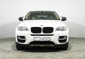 Подержанный автомобиль BMW X6 2013 года (2 фото)