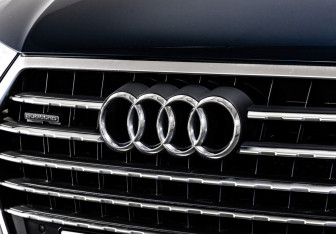 Подержанный автомобиль Audi Q7 2018 года (10 фото)