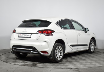 Подержанный автомобиль Citroen DS4 2012 года (5 фото)
