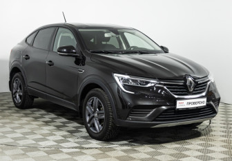 Подержанный автомобиль Renault Arkana 2021 года (3 фото)