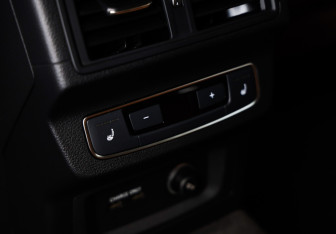 Подержанный автомобиль Audi Q5 2021 года (22 фото)